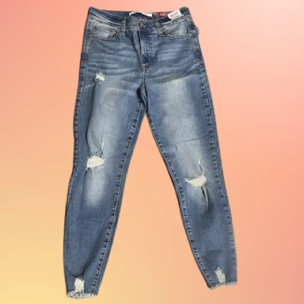 Celebrity Pink Light Blue Distressed Skinny Jeans super cute ! 💞